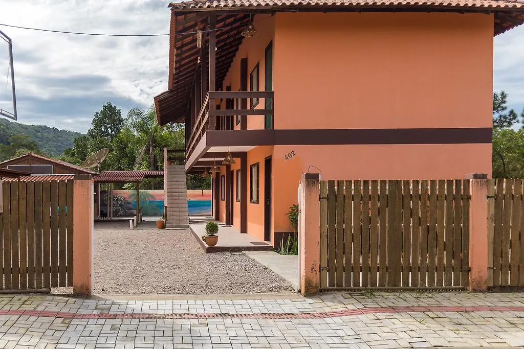 Residencial Brown Villa Bombinhas 0*,  Brazil